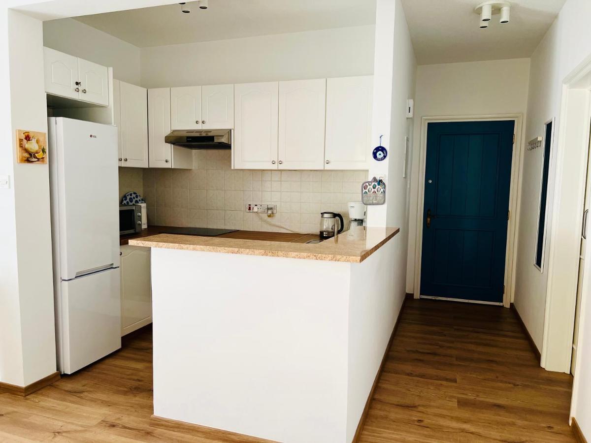 Ocean Sunset Apartment بافوس المظهر الخارجي الصورة