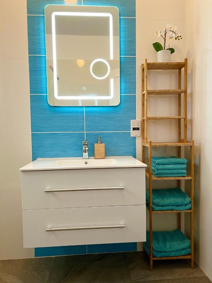 Ocean Sunset Apartment بافوس المظهر الخارجي الصورة