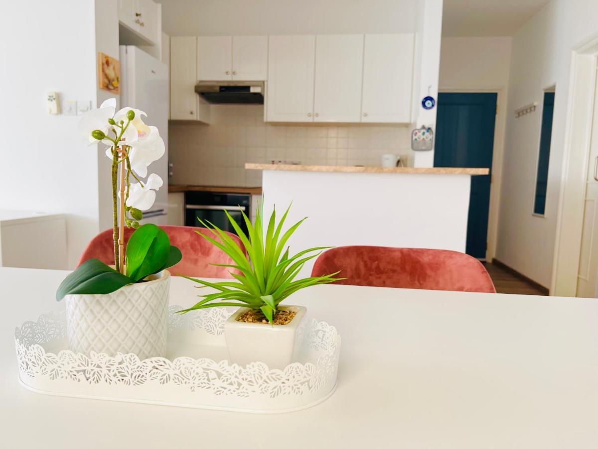 Ocean Sunset Apartment بافوس المظهر الخارجي الصورة