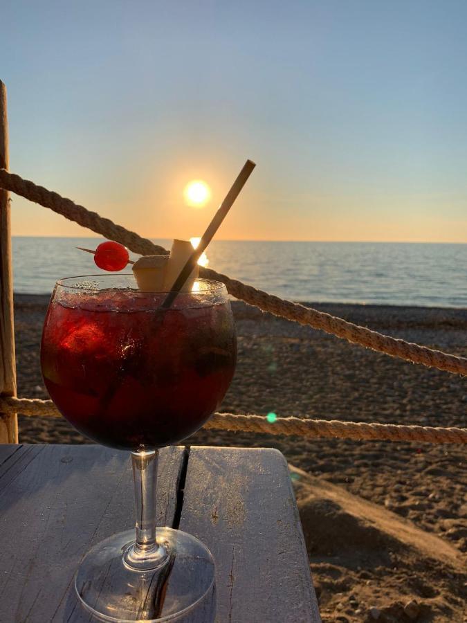 Ocean Sunset Apartment بافوس المظهر الخارجي الصورة