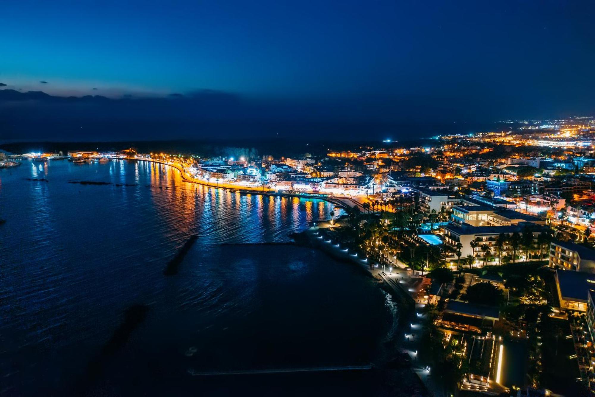 Ocean Sunset Apartment بافوس المظهر الخارجي الصورة